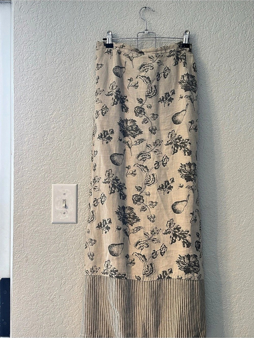 Stonebridge Toile Maxi Skirt XL Fits 2X Cream Grey Botanical Stripe Boho Prairie